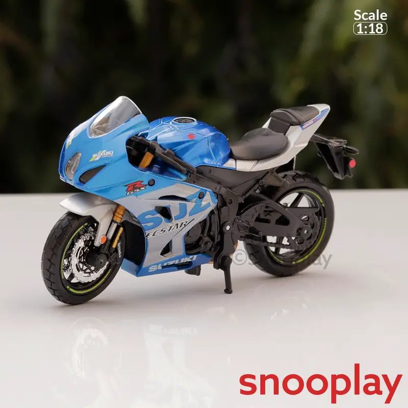 Bburago Original Suzuki Gsx-R1000 R 2021 Licensed Diecast Bike | 1:18 Scale Model (14 Years Till Grown Ups) 1