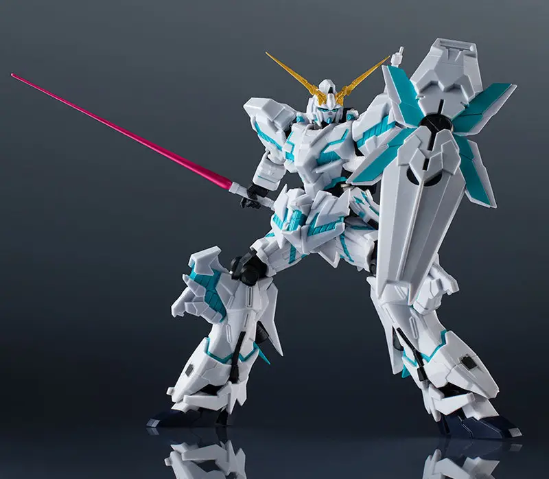 Gundam Universe Rx-0 Unicorn Gundam (Awakened) Gundam Unicorn Action Figure 1