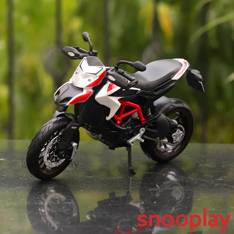 Maisto Original And Licensed Ducati Hypermotard Sp Diecast Bike Scale Model (1:12 Scale) 1