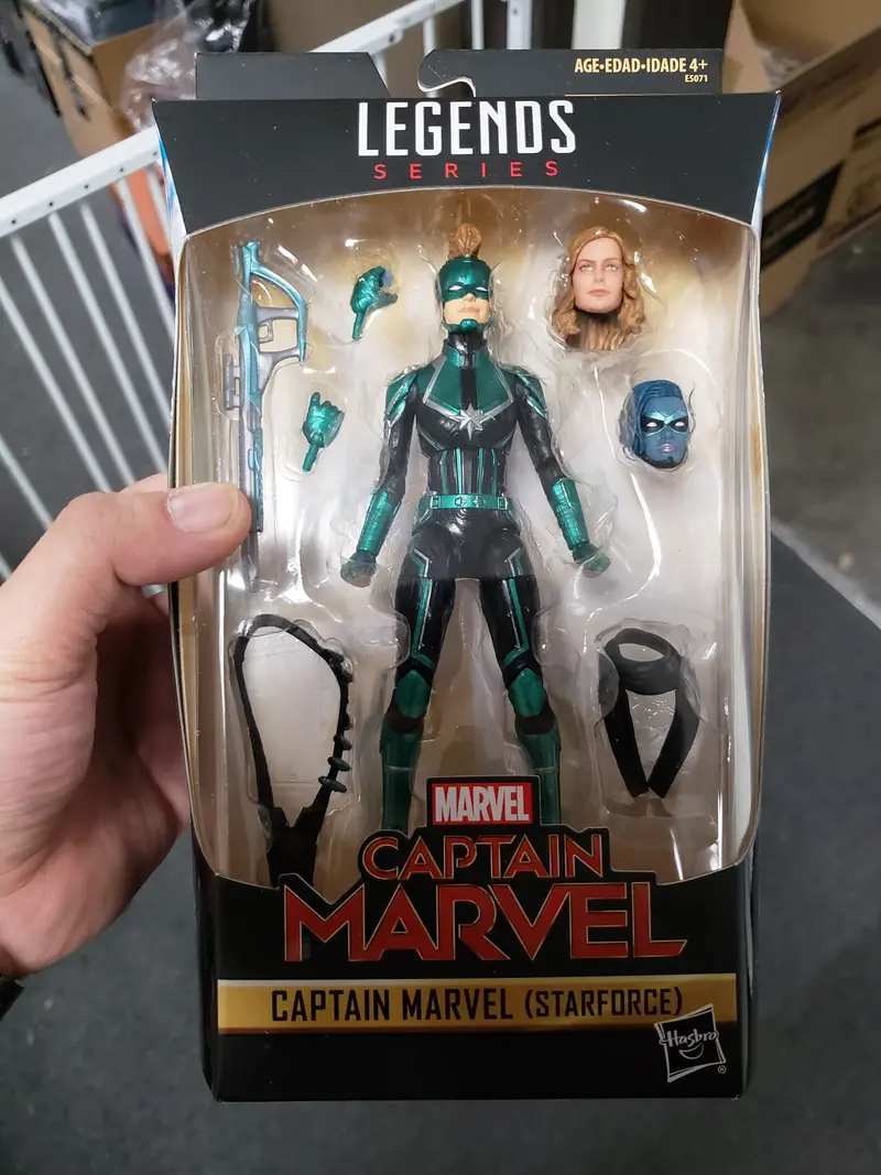Marvel Legends Captain Marvel Starforce Target Exclusive Action Figure 1