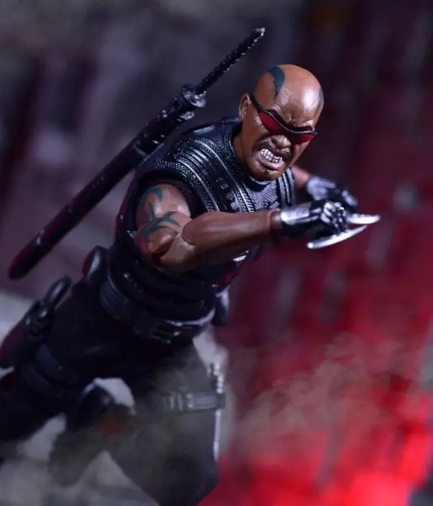 Mezco Toyz One:12 Blade (Mdx Edition) Action Figure Exclusive 1