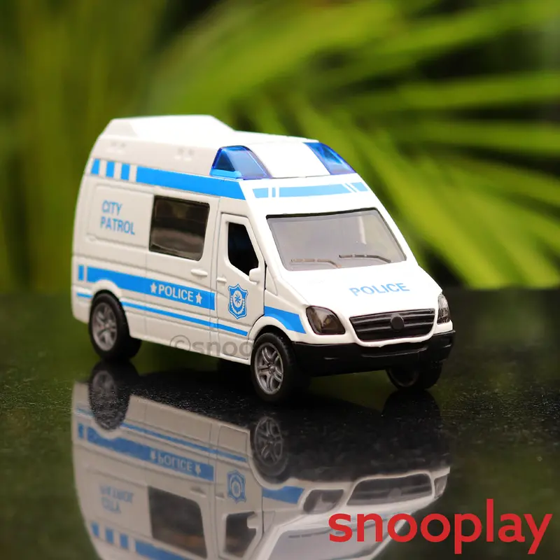 Police City Patrol Diecast Pullback Car With Openable Doors, Light & Sound (3260) | 1:32 Scale (7-14 Years) 1