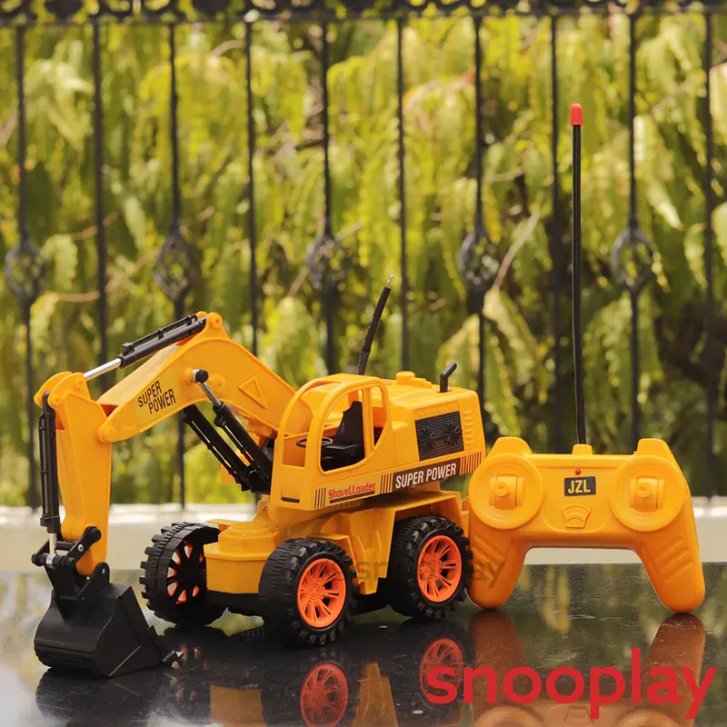 Remote Controlled Excavator Crane Toy - Cheetah Truck | Assorted Colors (5-10 Years) 1