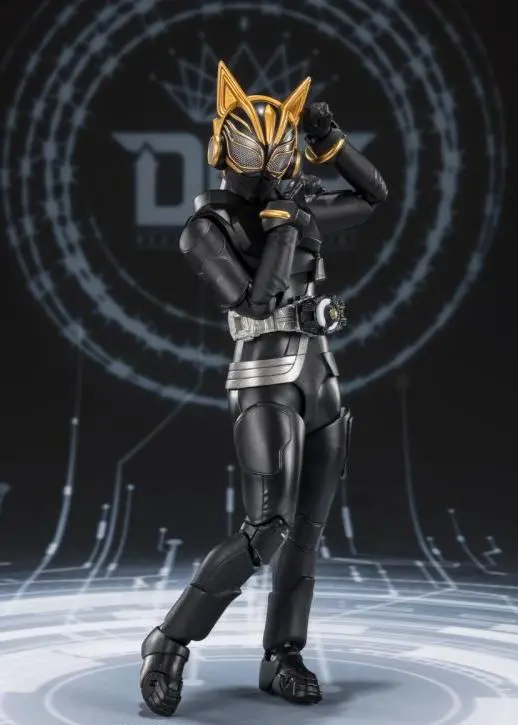 S.H. Figuarts Masked Kamen Rider Geats Kamen Rider Nago Entry Raise Form & Entry Raise Set Exclusive Action Figure 1