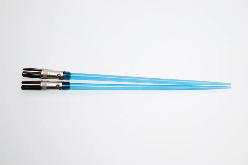 Star Wars Lightsaber Chopsticks Luke Skywalker Gz982 1