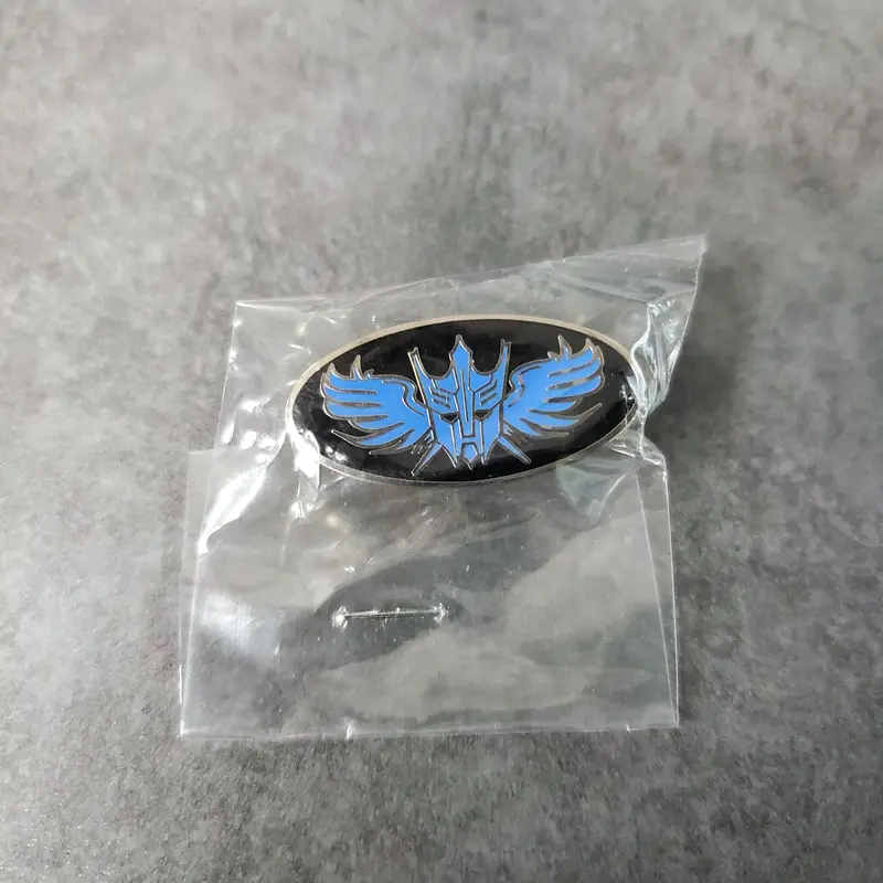 Transformer Botcon 2014 1St Day Autobot Knights Pin 1
