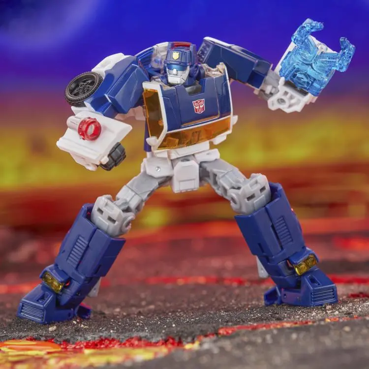 Transformers Generations Legacy United Deluxe Class Rescue Bots Universe Autobot Chase Action Figure 1