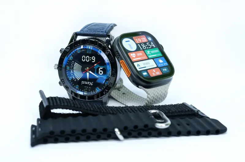 Tw28 Ultra Max Smart Watch + Analog Watch Combo 1