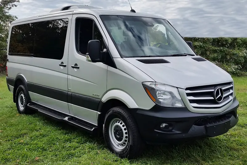 Owens Products Molded Running Boards For Mercedes-Benz Sprinter (2010–2017) 1